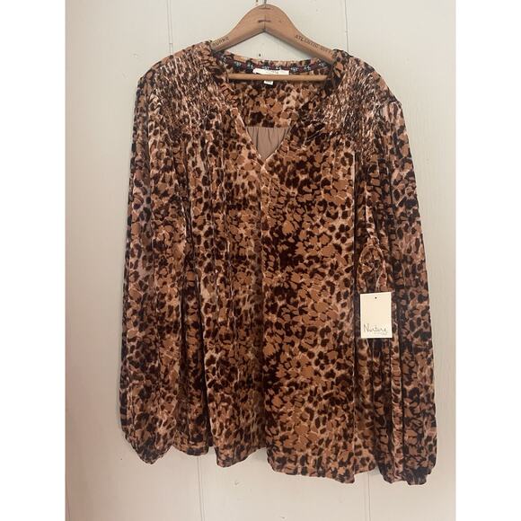 Nurture by Westbound Animal Printed Long Sleeve Smocked Velour Top Size 2X NWT - Picture 2 of 4